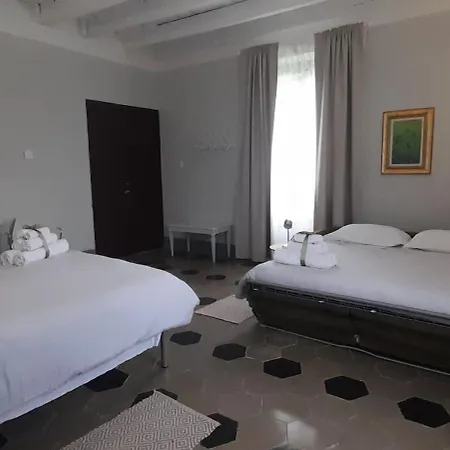 Oda ve Kahvaltı Langhe Di Liguria