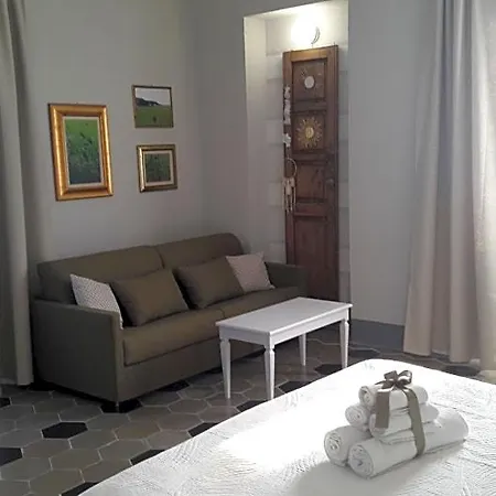 לינה וארוחת בוקר Langhe Di Liguria Piana Crixia