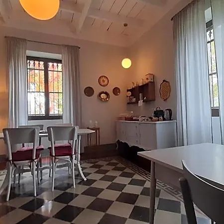 Langhe Di Liguria לינה וארוחת בוקר 3*