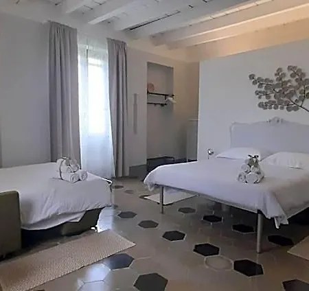 Langhe Di Liguria לינה וארוחת בוקר Piana Crixia