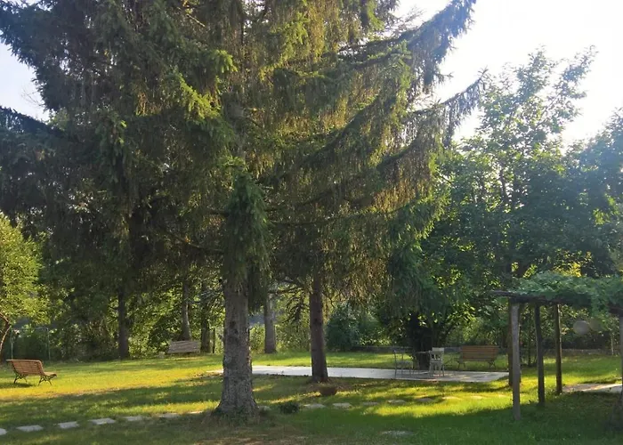 Langhe Di Liguria Frühstückspension 3*